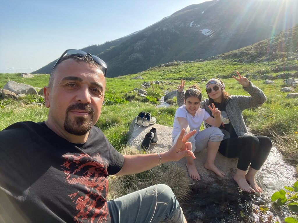 Bursa Kestel’den Uludağ Zirvesine Uzanan Değerli Eşim ve kızım Unutulmaz Aile Kampı 7 Bursa Kestel’den Uludağ Zirvesine Uzanan Değerli Eşim ve kızım Unutulmaz Aile Kampı 6